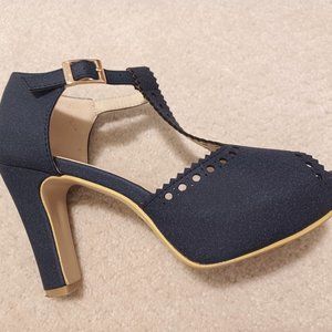 Blue Sandal Pumps, size 7, 4" heel